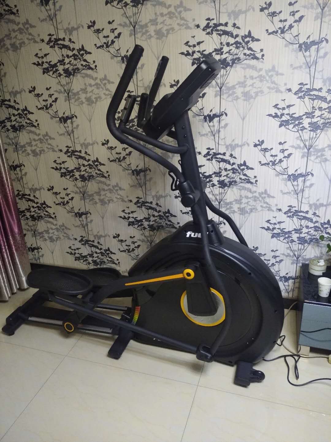 椭圆机好还是海角社区在线好